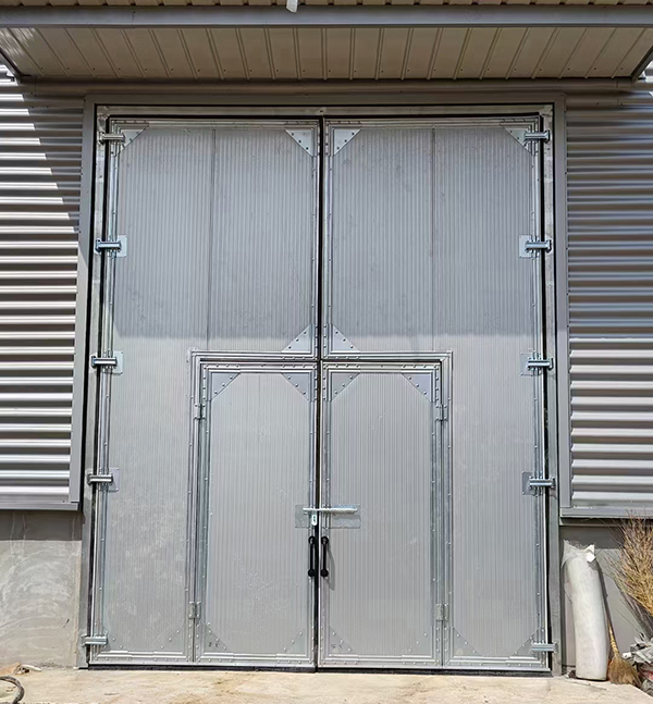 宜君工业平开门