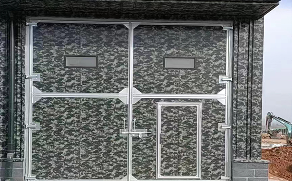 宜君工业平开门