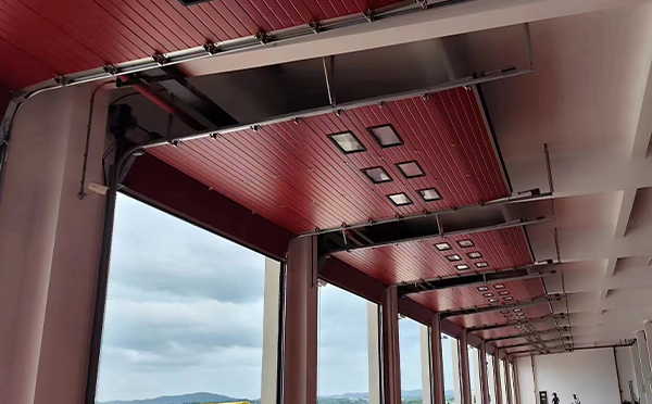 宜君工业翻板门