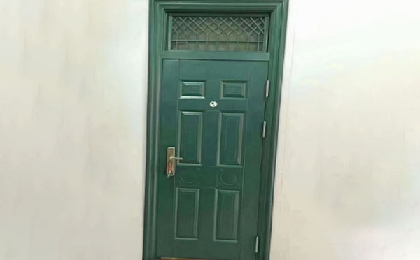 宜君学校教室门