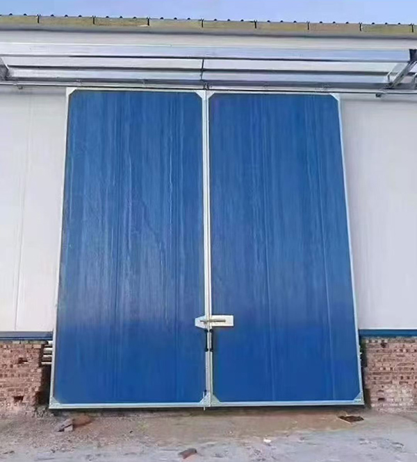 宜君工业门在大型仓储物流通道中的应用实例